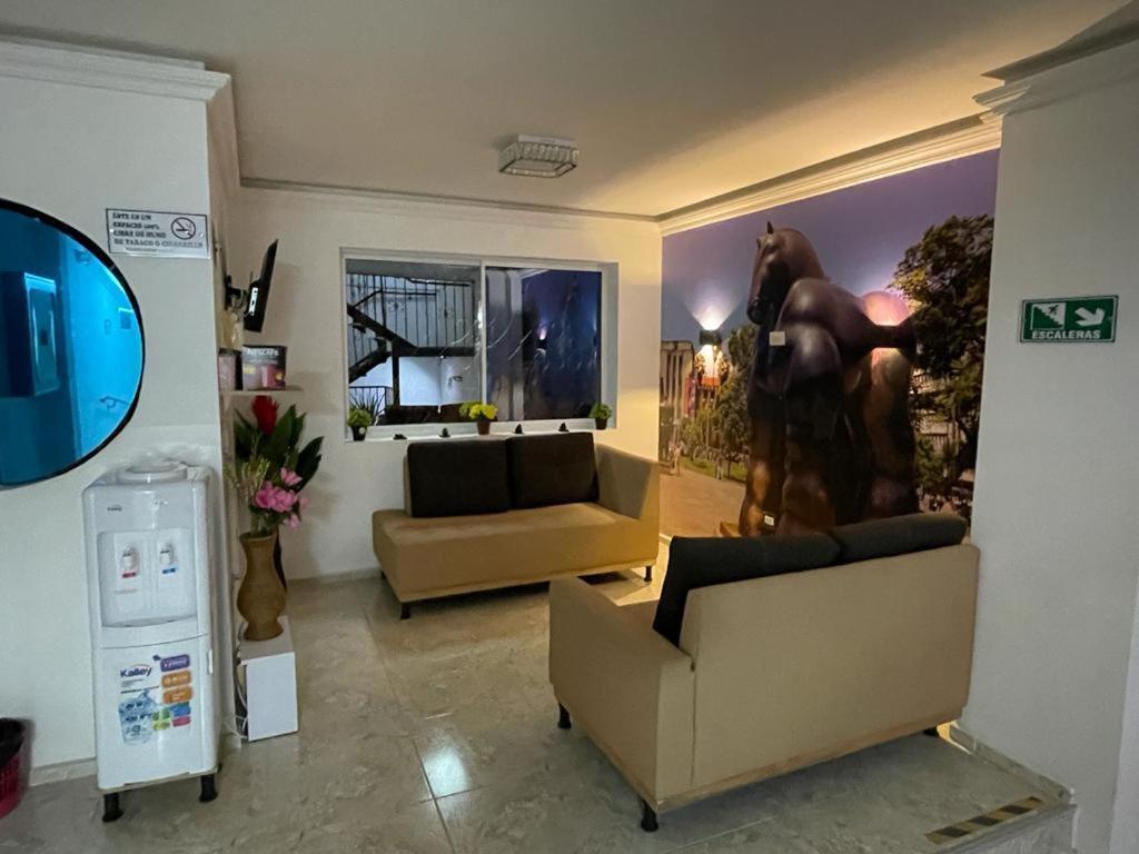 Hotel Eterna Primavera Medellin Luaran gambar